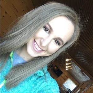 Meet your Posher, Brooke